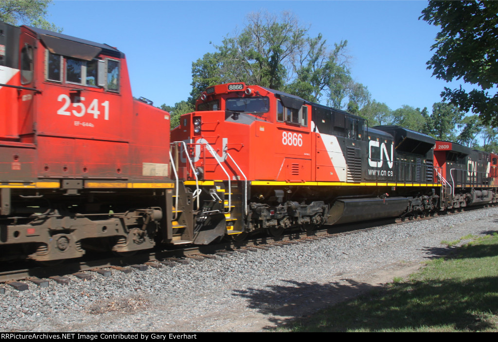 CN SD70M-2 #8866